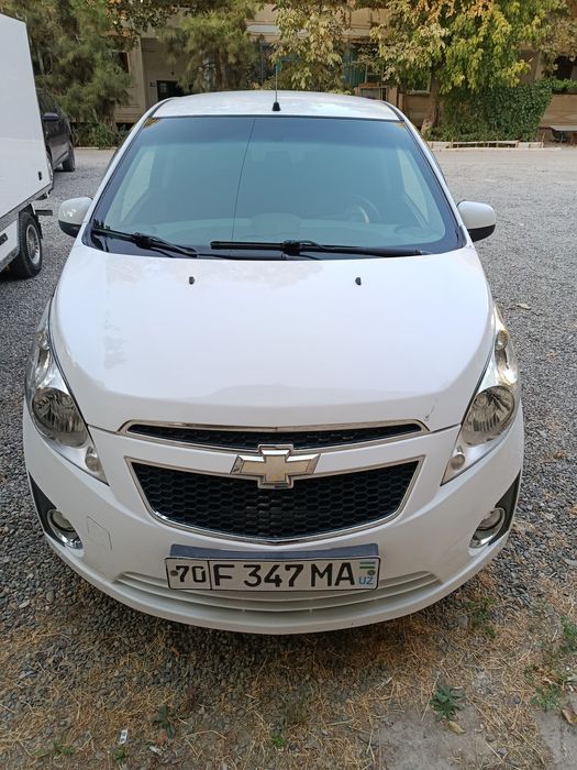 Спарк 2011 йил 4500 $