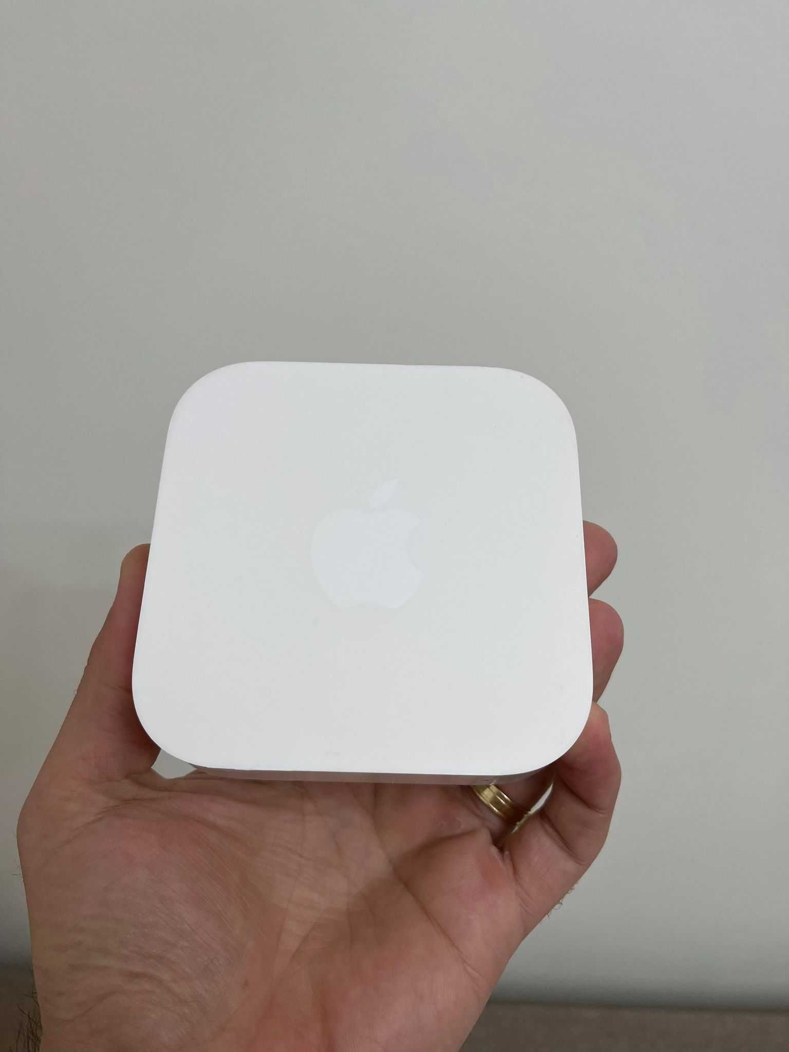 Router Apple A1392 AirPort Express Base Station Airplay 2.4GHz / 5GHz