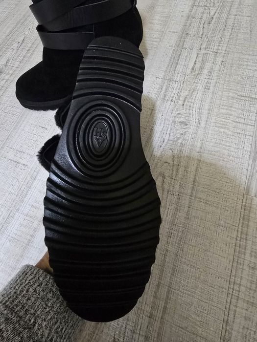 Cisme piele întoarsă ASH cu blanita mărimea 36 36 gen ugg