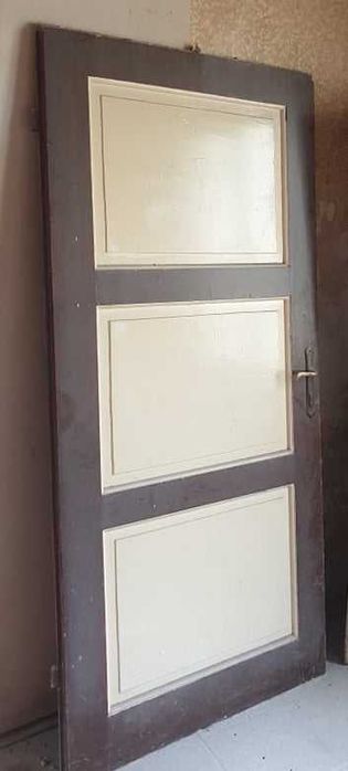 Стара масивна интериорна дървена врата - 93/205см