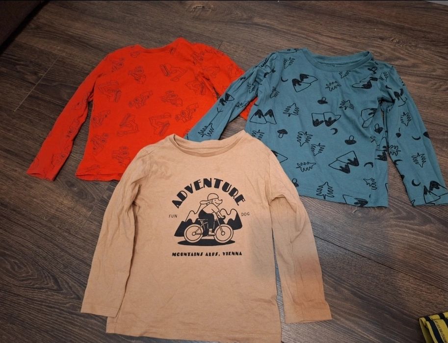 Lot bluze subțiri baiat, marimea 104