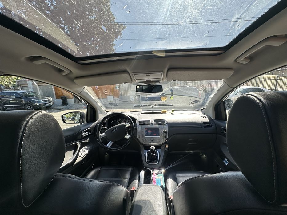 Ford kuga an 2012