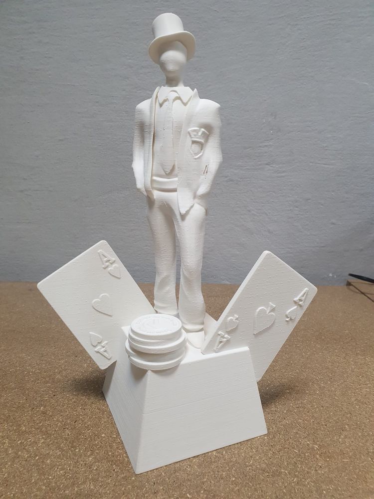 Modelez şi printez 3D la comanda, trofeu personalizat, etc