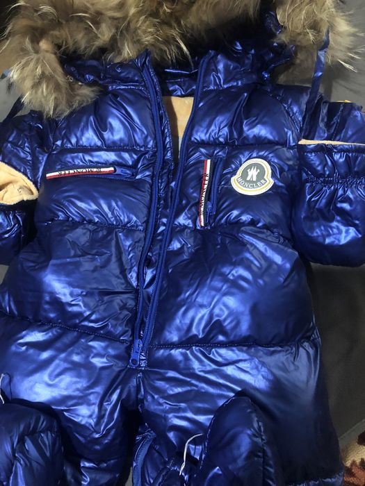 Продам зимний комбинезонна мальчика