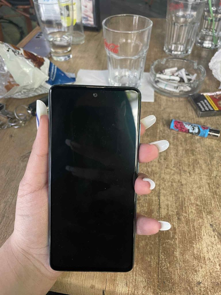 Samsung A51, perfect funcțional, ecranul intact