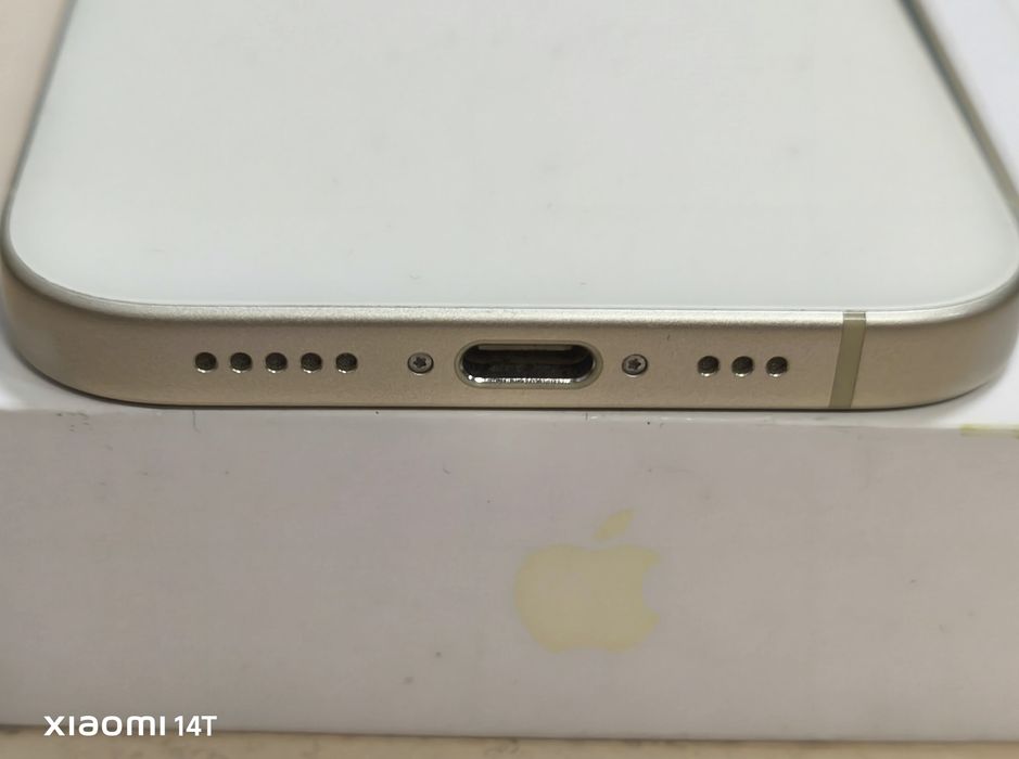 iPhone 15 128GB Yellow