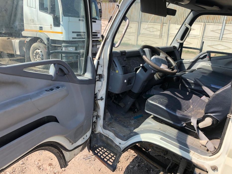 MitsubishI FUSO CANTER AN 2008 Dezmembrez/Dezmembram