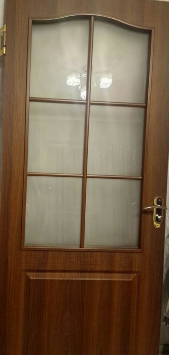 Продам межкомнатные двери