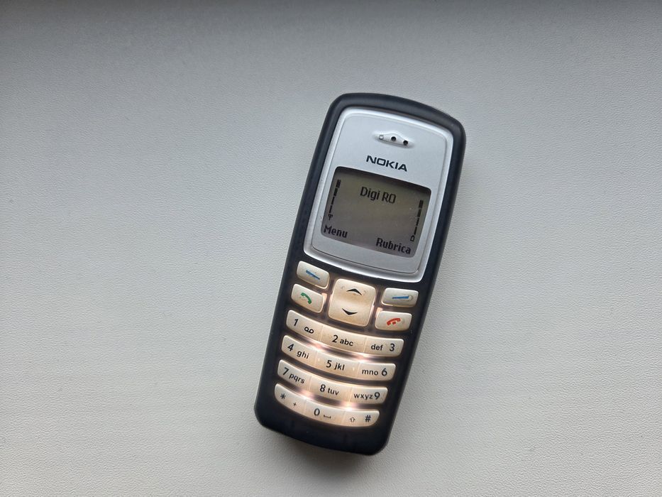 Nokia 2100 - telefon de colectie