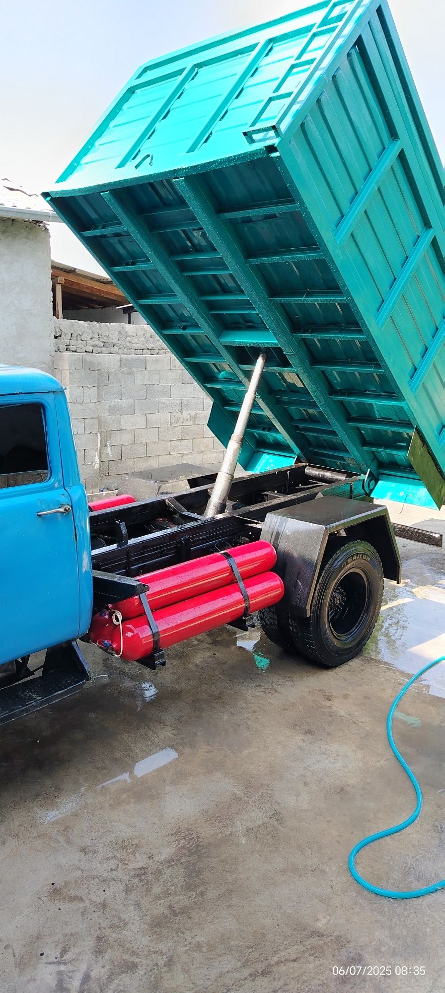 Zil 130 sotiladi