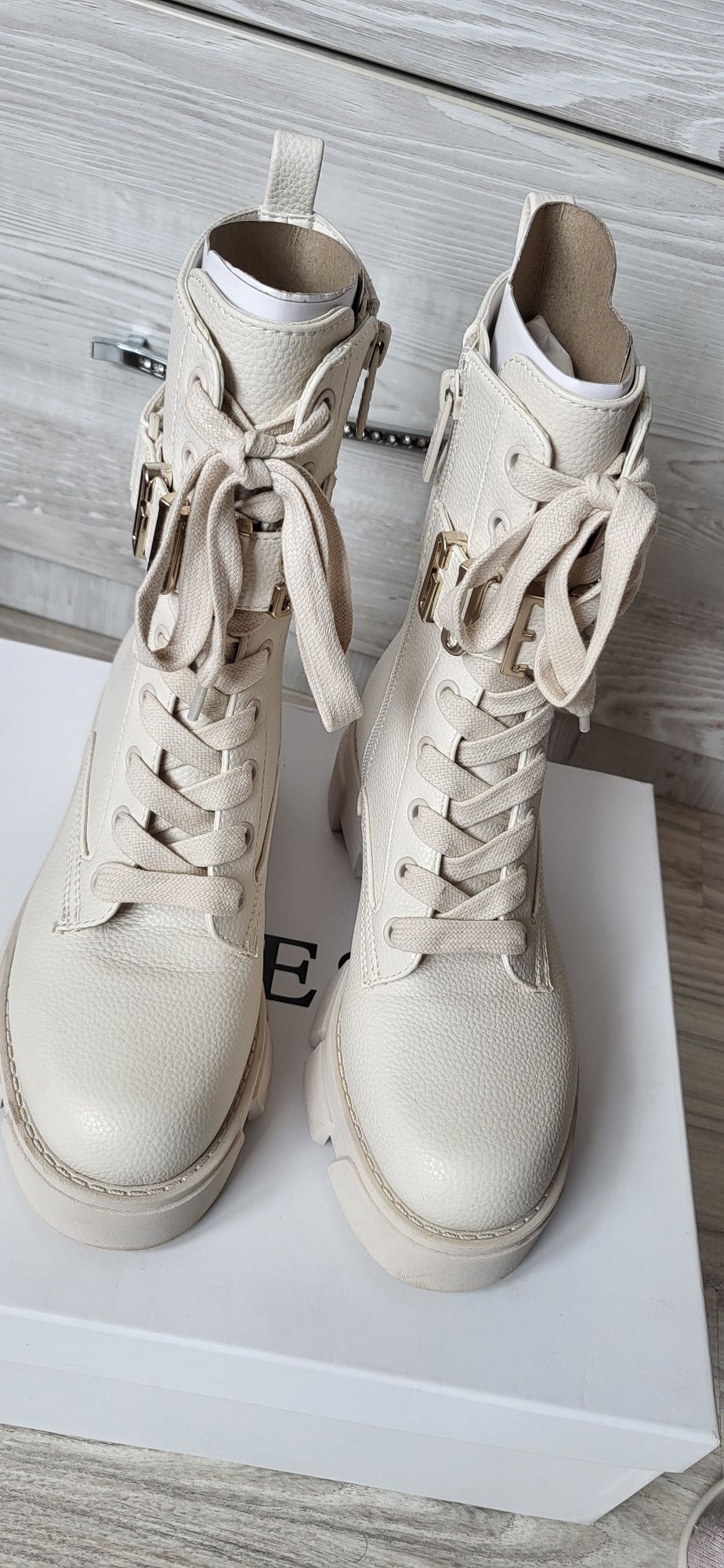 Guess, кубинки Madox 35 н.