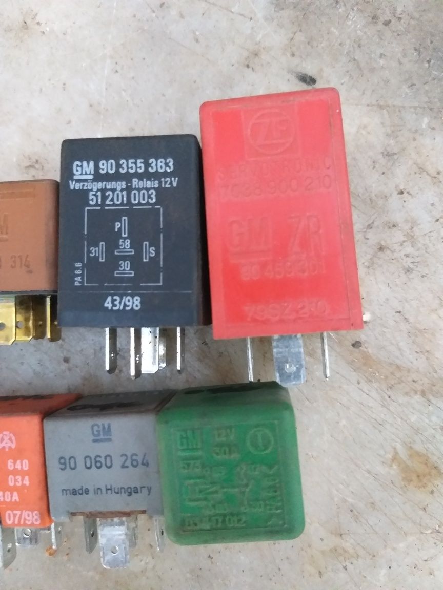Buton,mufa,releu,motoras Opel Omega cod90459640