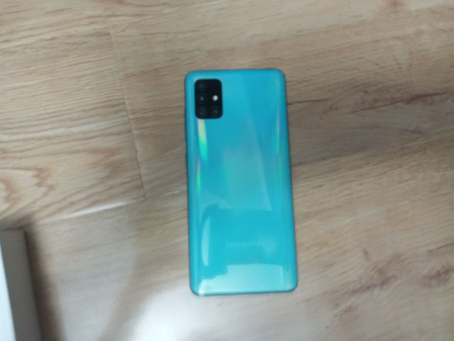 Самсунг а51 с коробкой