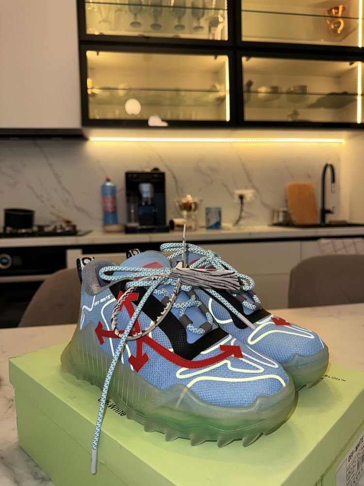 Off white odsy transparent