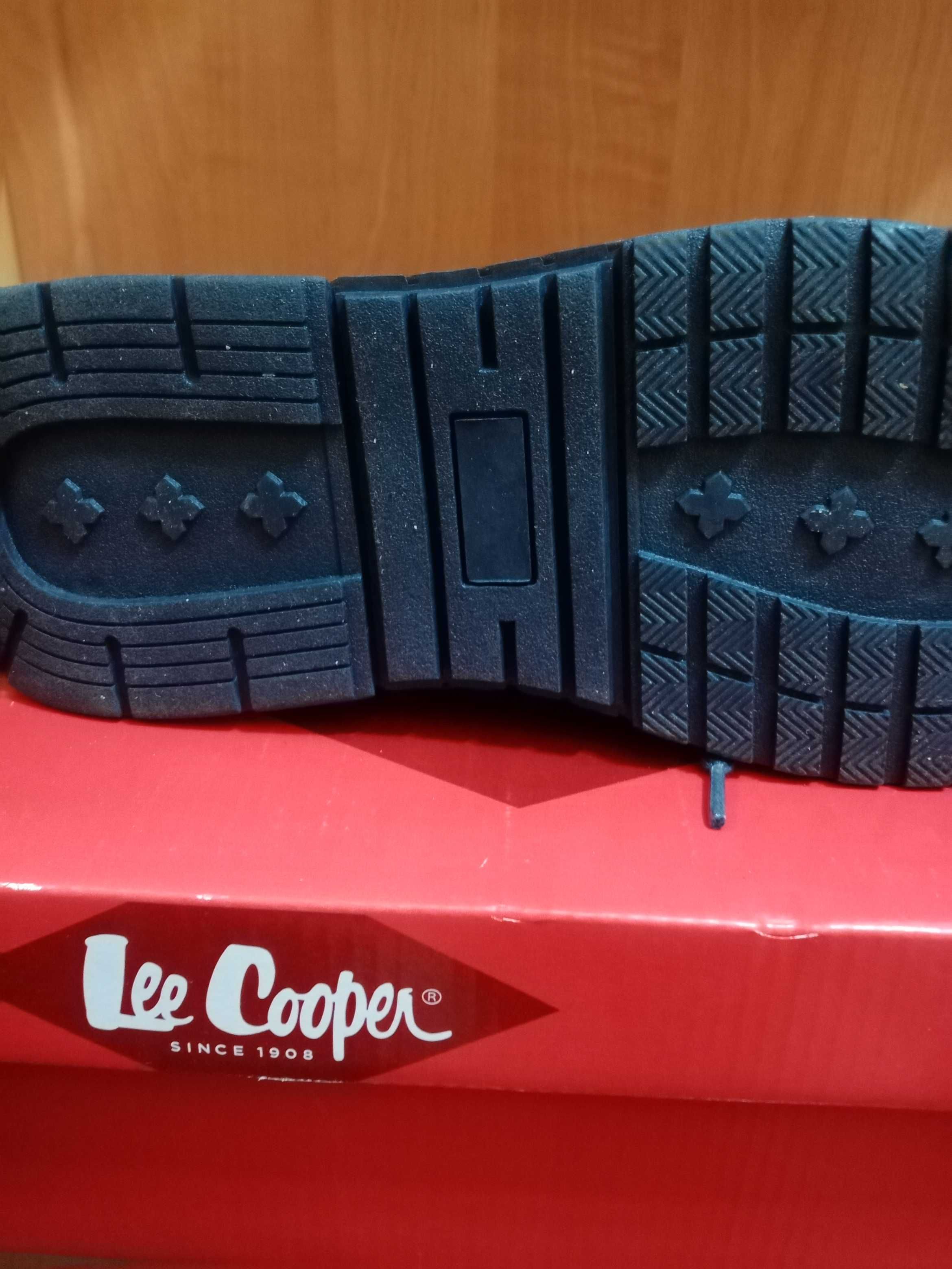 Мъжки обувки Lee Cooper