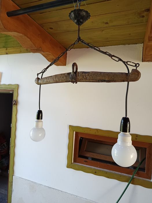 Lampa , Lustra artizanala