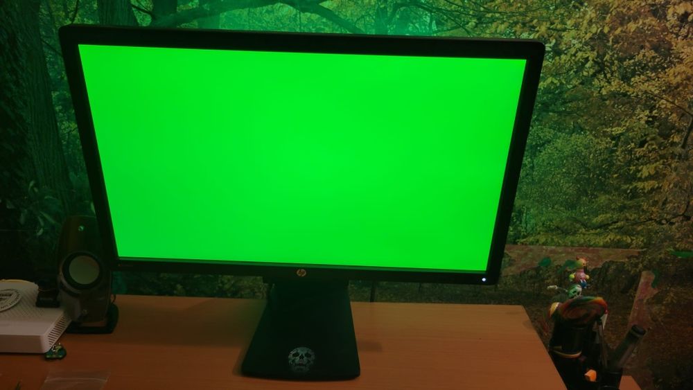 Monitor 23" rotire display HP Z23i inch iluminare argb SH 19 wide