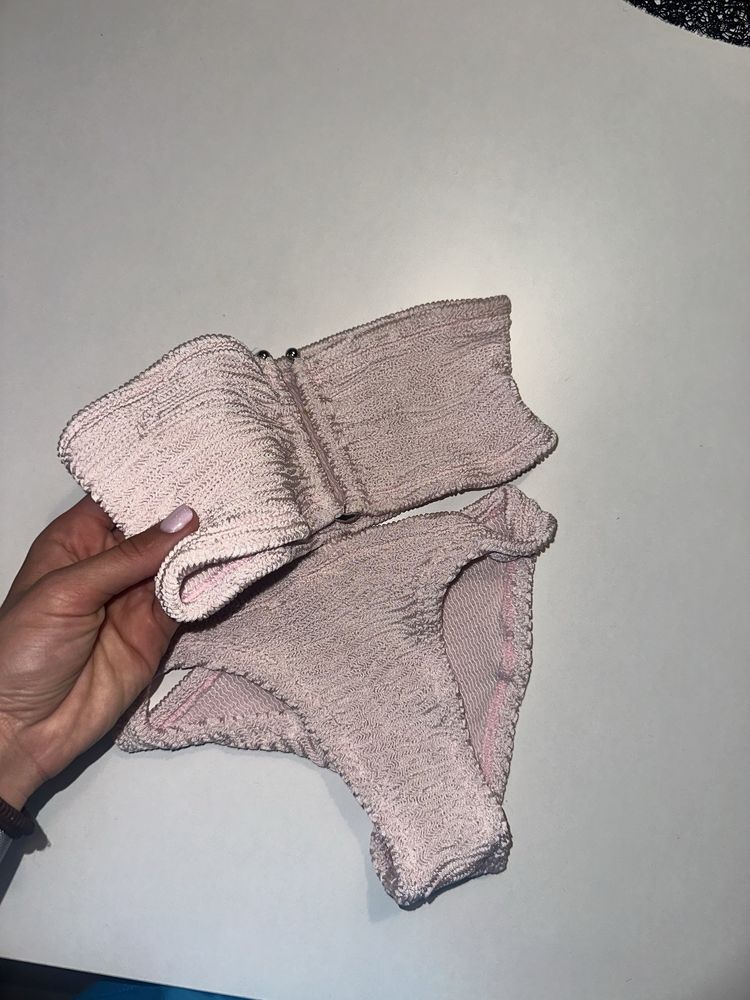 Бански paramidonna