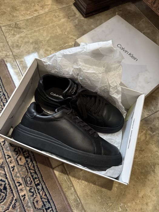 Calvin Klein Low Top Lace Up