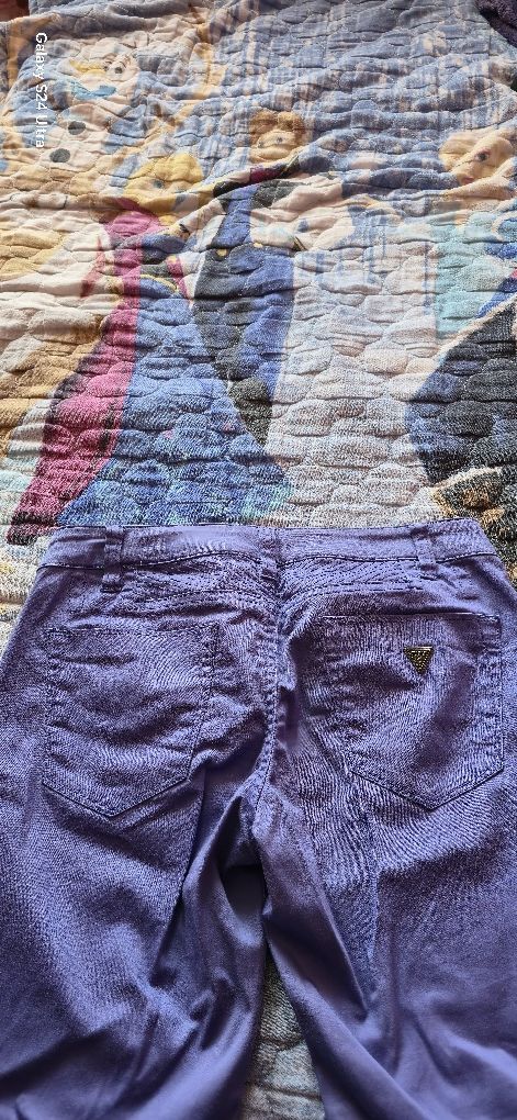 Панталон на Guess
