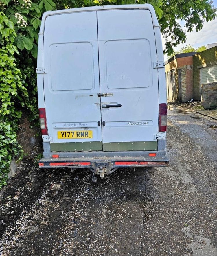 Мерцедес Спринтер 2000 - 2005 година на части Mercedes Sprinter parts
