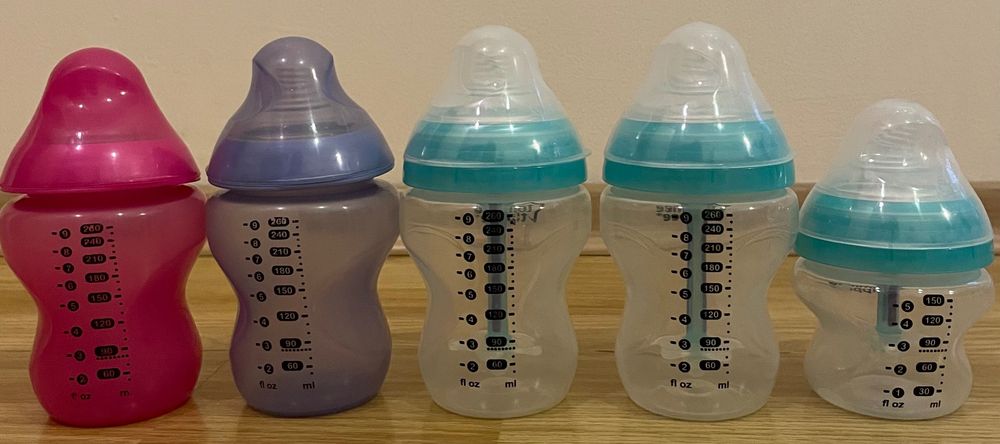 Vând pompa de sân electrică Tommee Tippee + 5 Biberoane