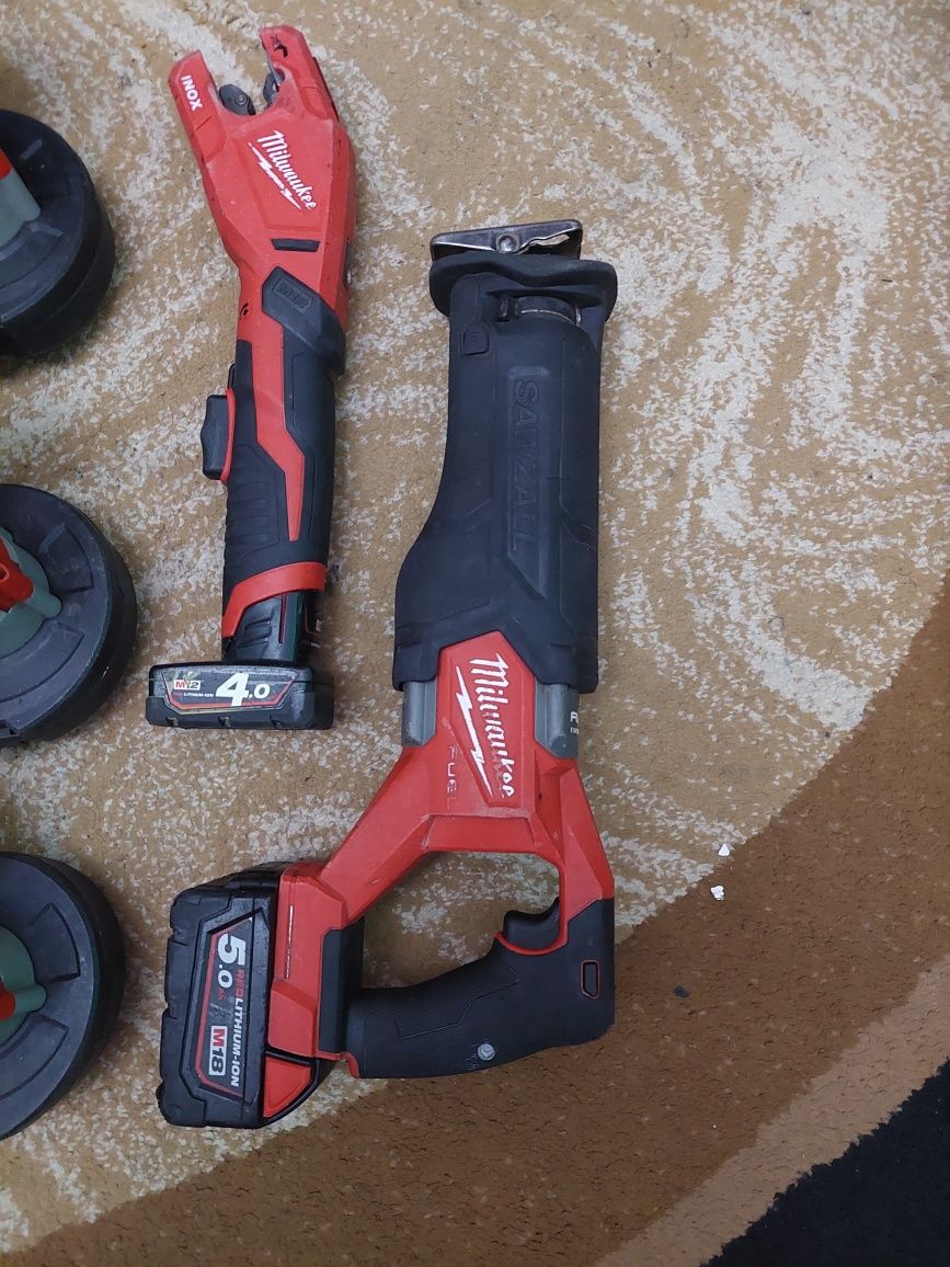Milwaukee coadă de vulpe,taietor teava inox,taietor cu bandă