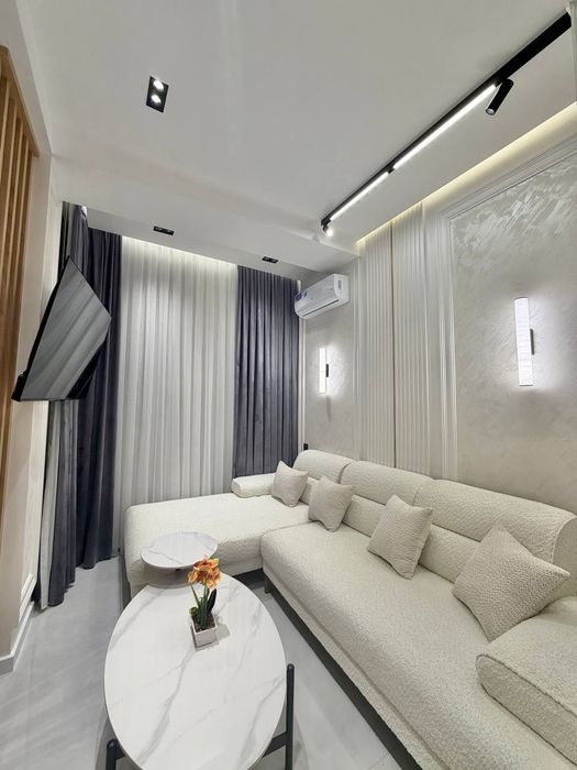 Luminar House Продается 3 комнатная квартира ремонт ул.Шота Руставели