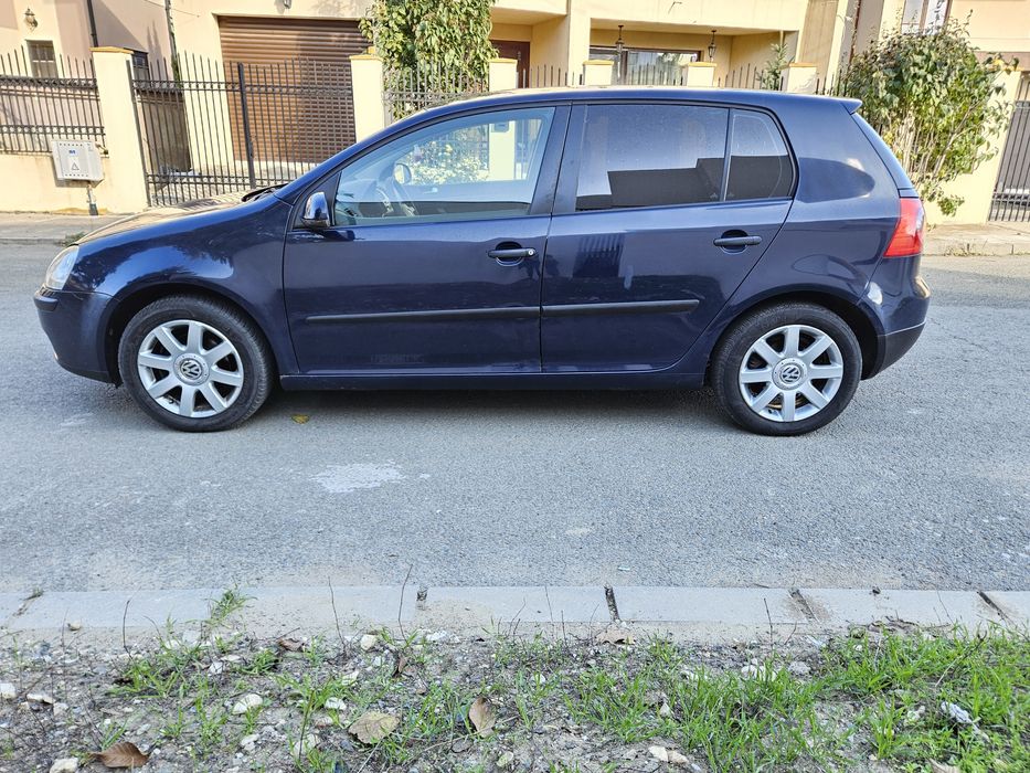 Vând Vw Golf V 1.4 16V km 232.480