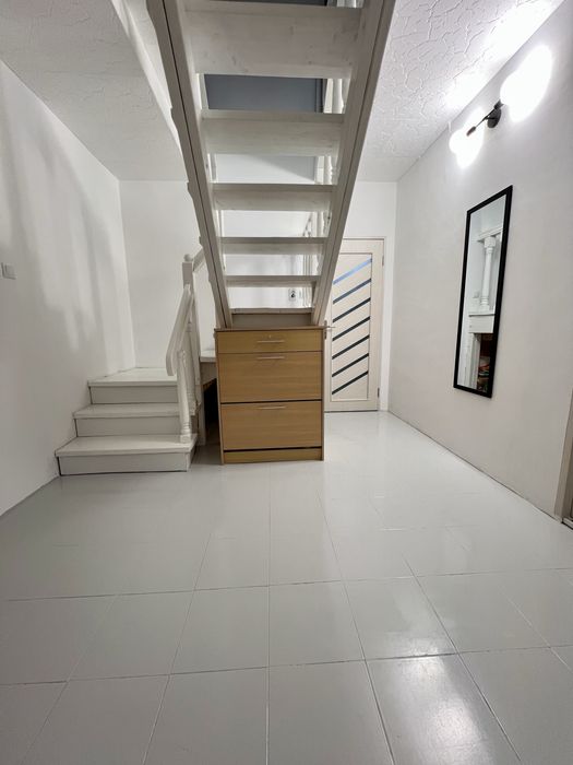 Casă individuală de închiriat – 150 mp + 700 mp teren – Colonia Sopor