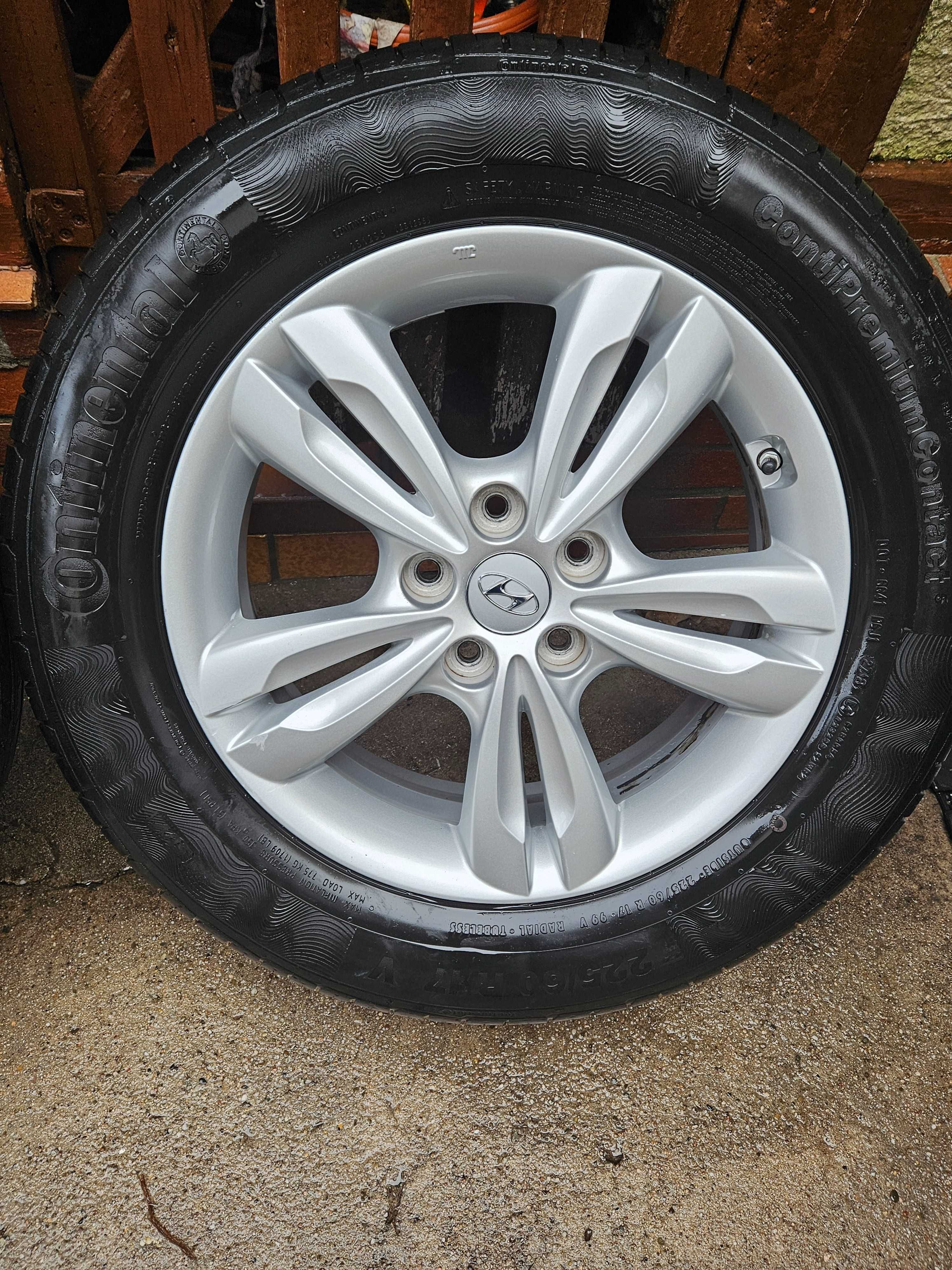 Оригинални лети джанти 17" HÜNDAI I30 Гуми 225/60/17