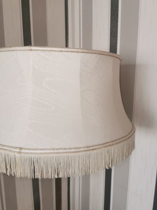 Антикварна подова лампа бронзова месингова основа тежка голяма масивна