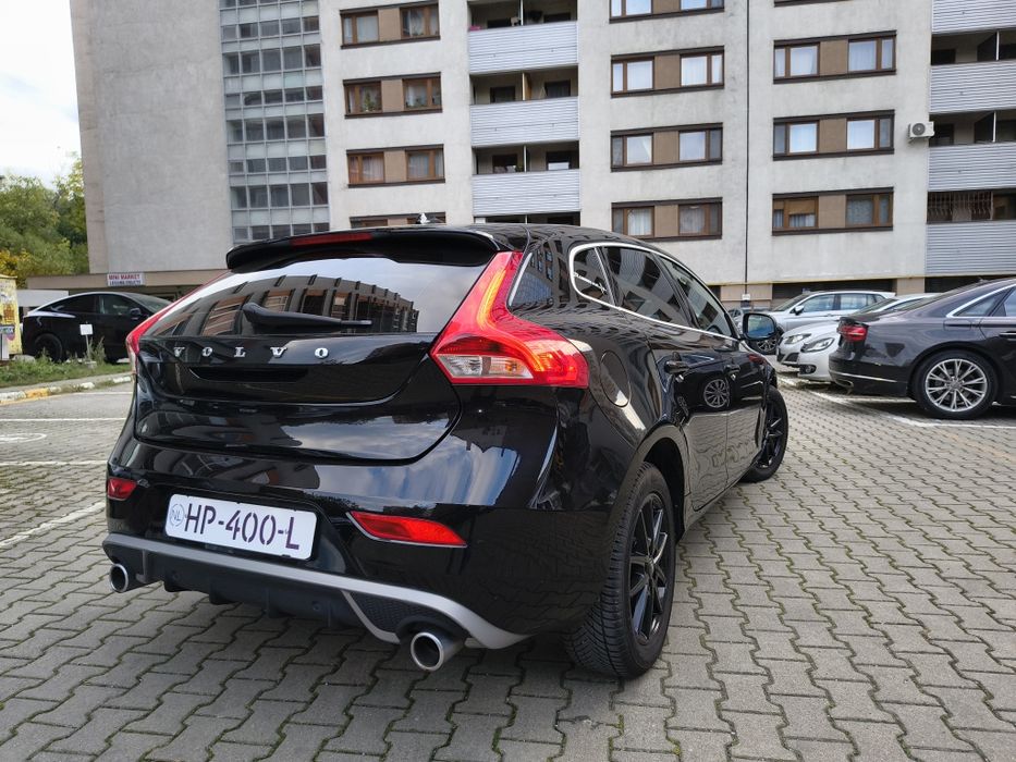 Volvo V40 Rdesign 2.0 Diesel euro 6 FULL. IMPECABIL!!