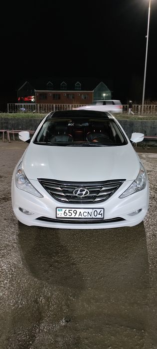 Hyundai Sonata, полная комплектация.