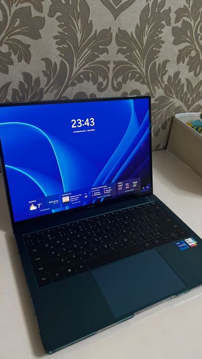 Продам ультрабук Huawei x pro