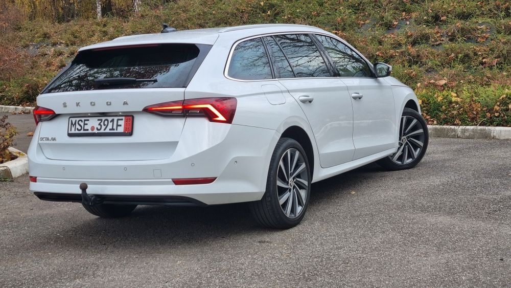 Vand Skoda Octavia IV