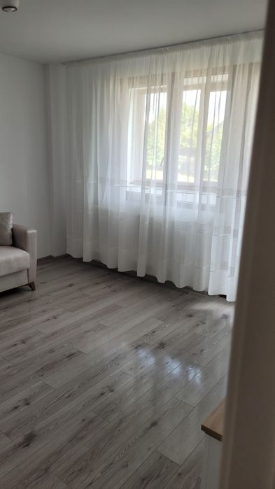 Închiriez apartament 2 camere Complex Tei