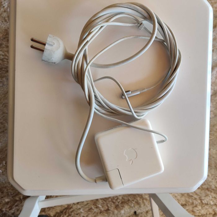 Apple 85W magSafe Power