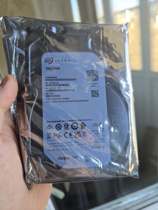 Жёсткий диск 8 тб, Seagate НОВЫЙ