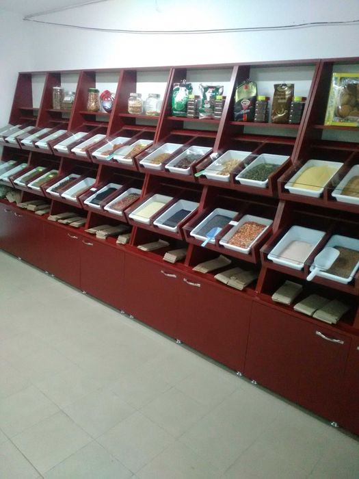 Mobila magazin in conditii foarte bune