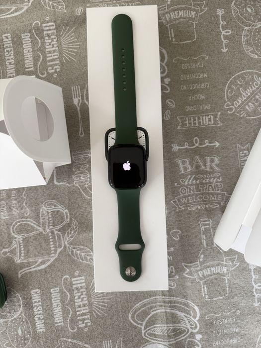 Apple Watch 7 45mm verde
