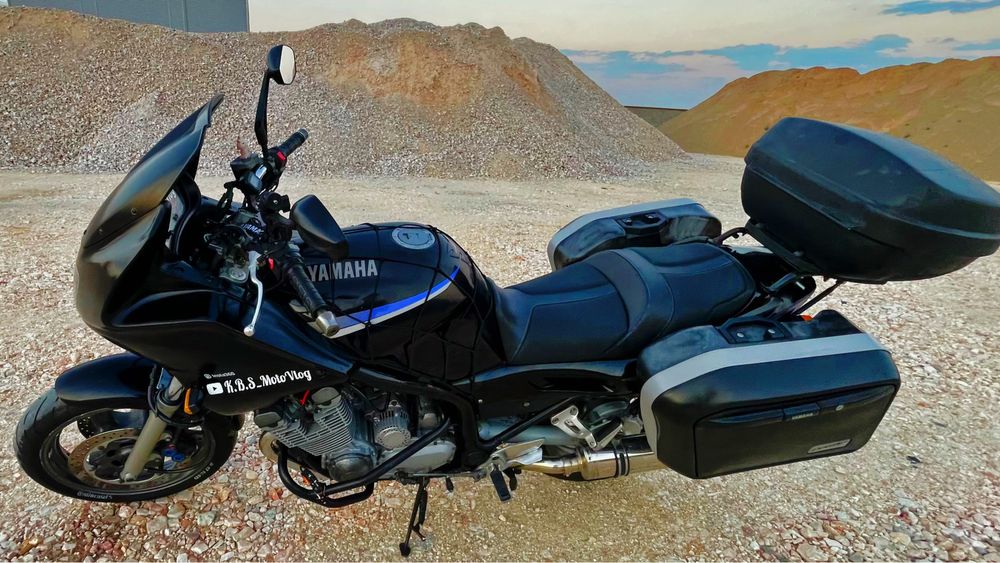Yamaha XJ900s Diversion