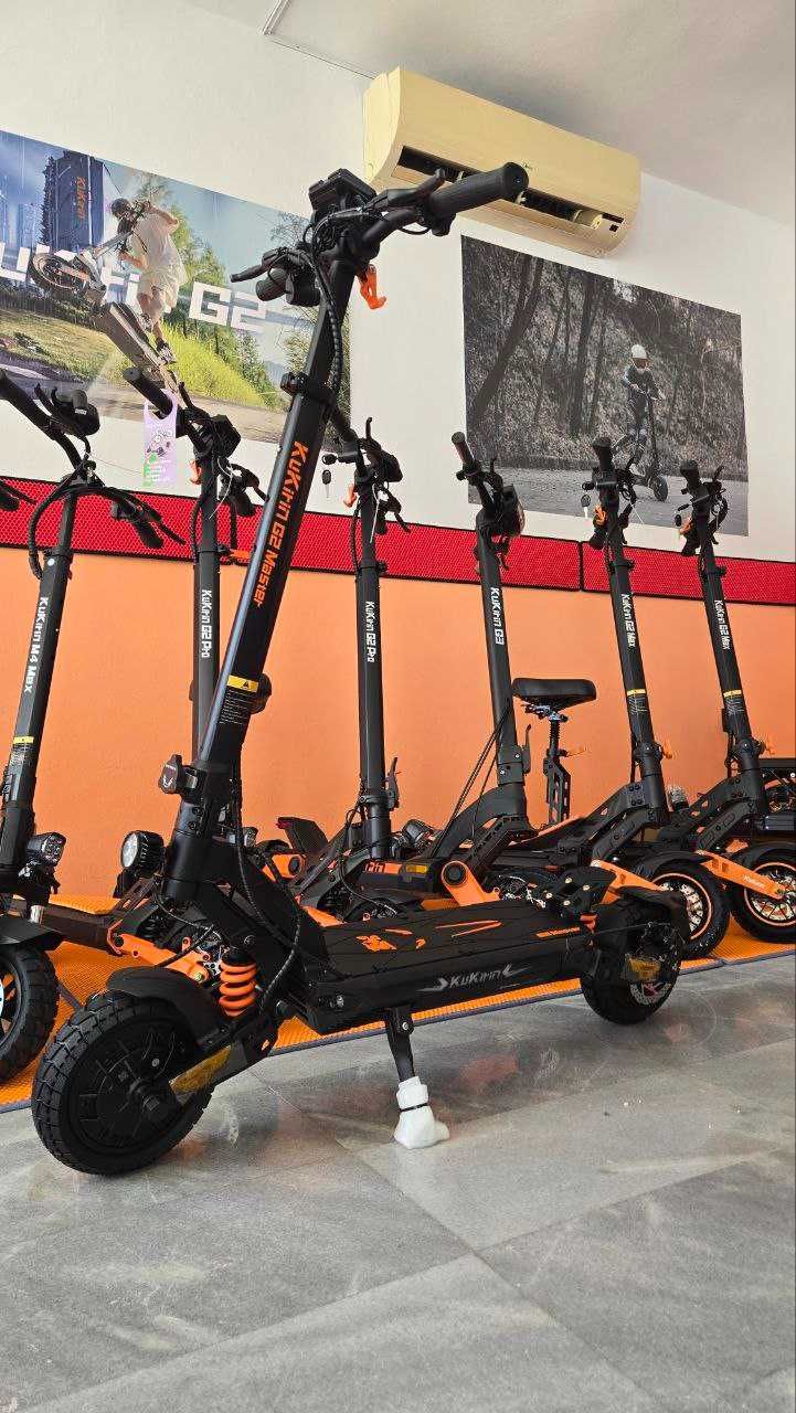 НОВА! 2025 V6 KuKirin G2 MASTER Електрическа тротинетка 70км 2*1000w