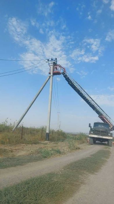 Автовышка вездеход 32 м услуга