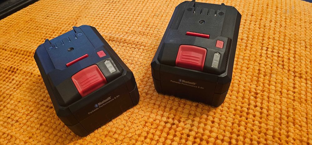 incarcator pentru acumulatori 20V acumulator smart 8ah