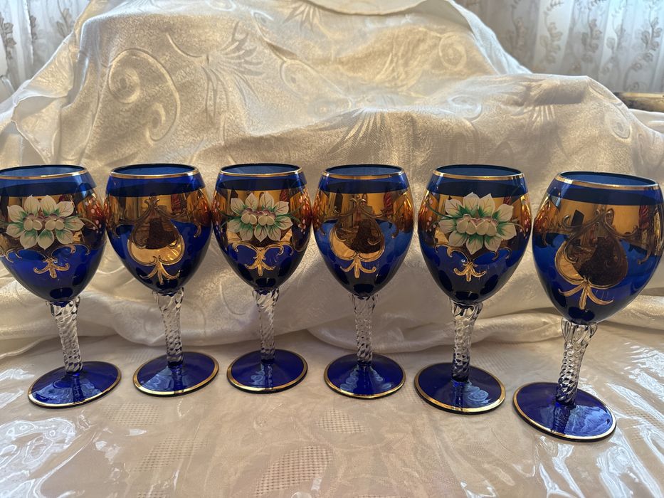 Продается новая богемма графин с фужрерими.