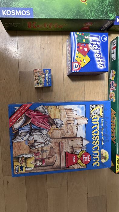Boardgames (Activity, Carcassonne, Keltis, Ligretto)