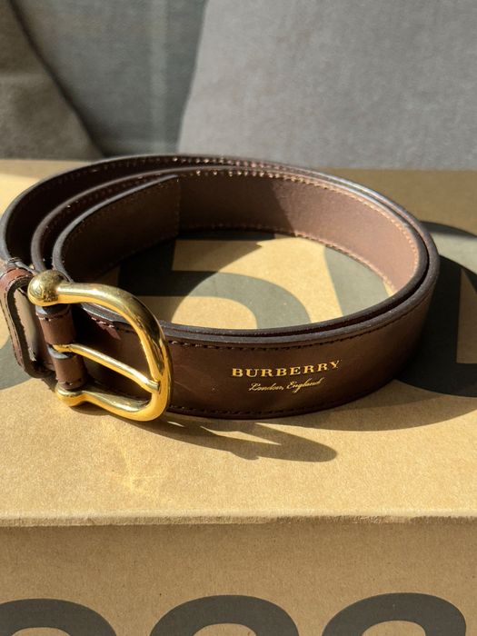 BURBERRY London curea 100€