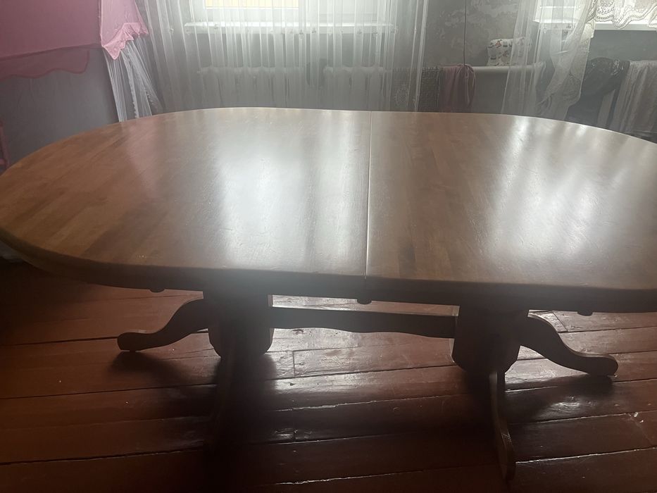 Продам овальный стол!