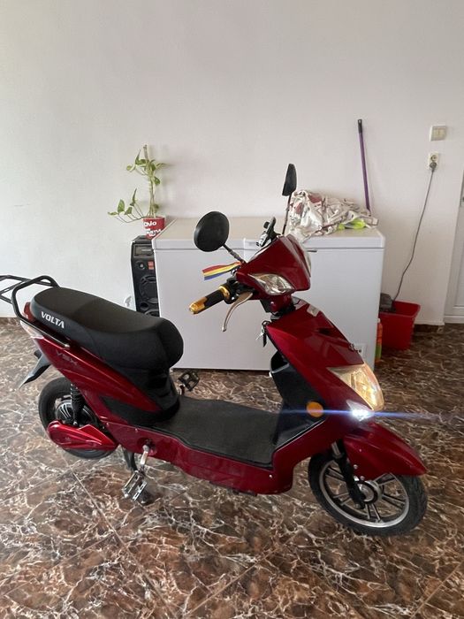 Vand scuter electric Volta ce nu necesita permis!